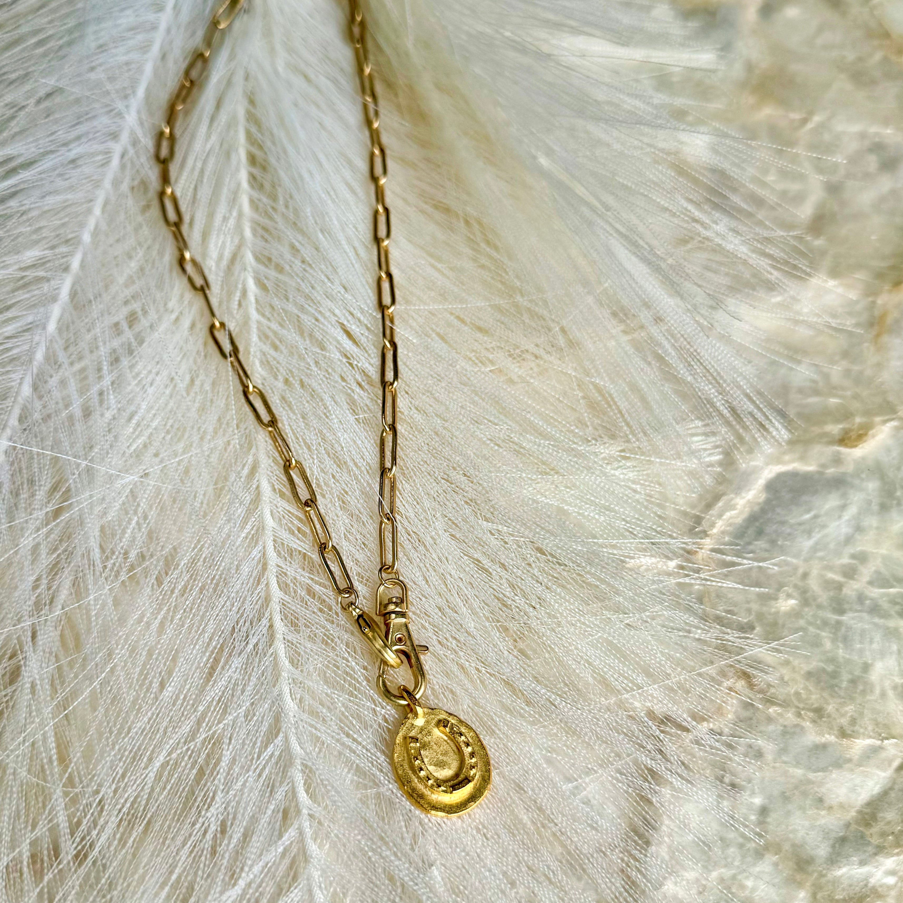 SDS Gold Lucky Horseshoe Necklace – Rancho Diaz